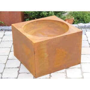 Roest decoratieve trog | Patina tuindecoratie bloempot | Vintage decoratieve bloemenzuil